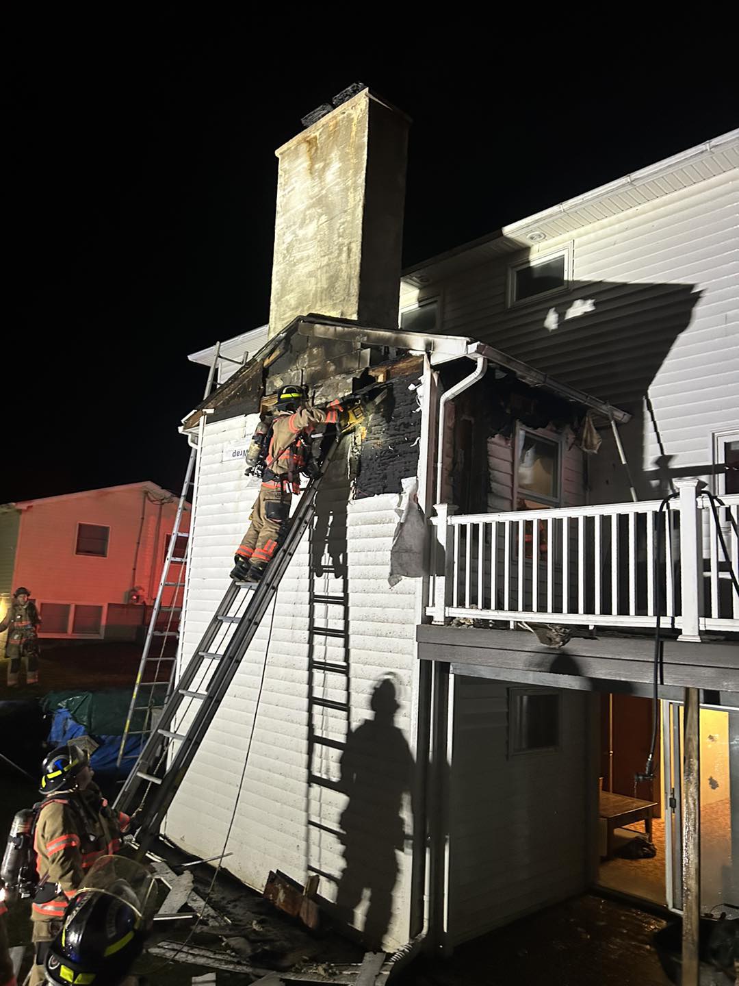 Auburn Firefighters Make Quick Work of Monday Morning House Fire