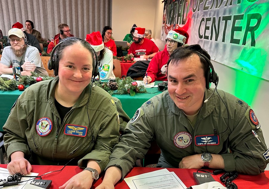 Tracking Santa Around The World