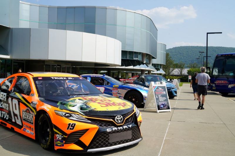 WGI & Corning Museum of Glass Present “A Winning Wednesday”