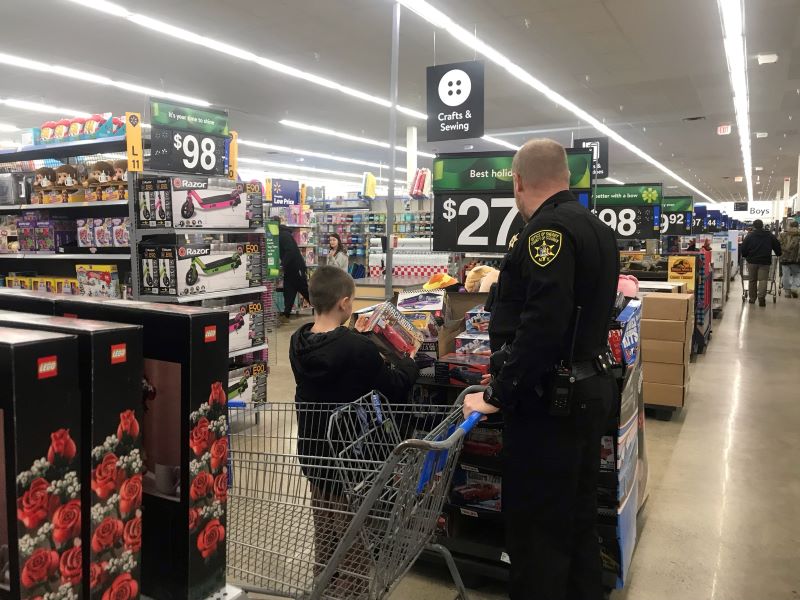 “Shop With a Cop” A Huge Success in Steuben County