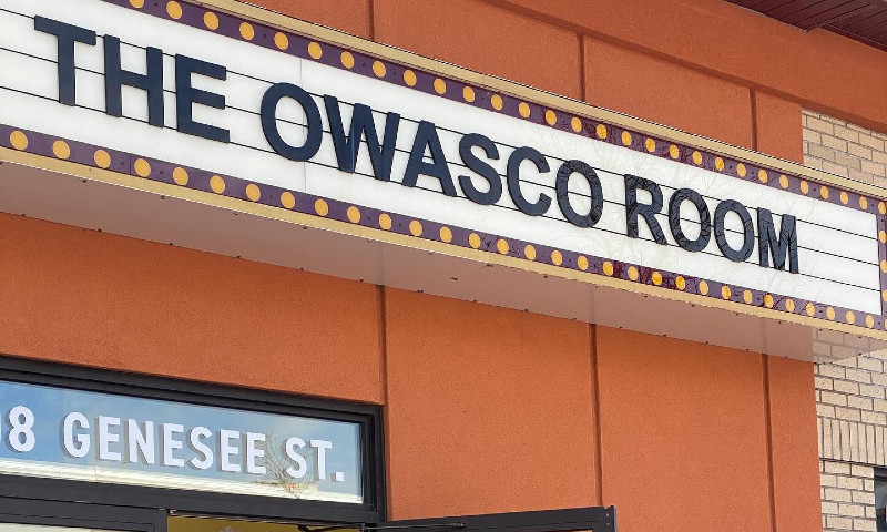 Auburn Public Theater Cuts Ribbon on Owasco Room