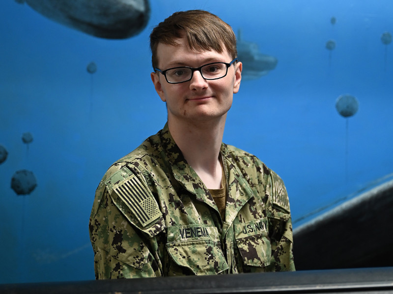 Marion Native Trains to Join U.S. Navy Submarine Force
