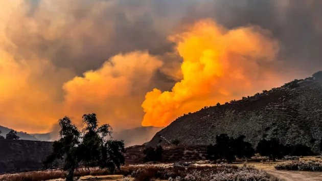 Gifford Fire burns over 72,000 acres in California