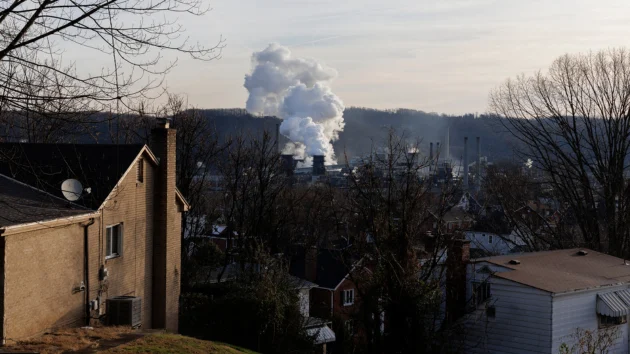 2 dead, 10 hurt from explosion at Pennsylvania steel plant: Officials