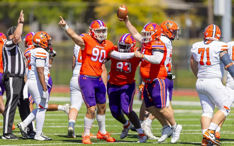 Hobart Football Closes Regular Season With Fourth Straight Win