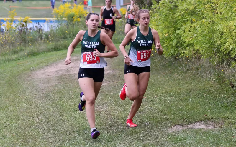 Johnson, Miller Lead Herons to 5K Victory at Bridgeman Invitational