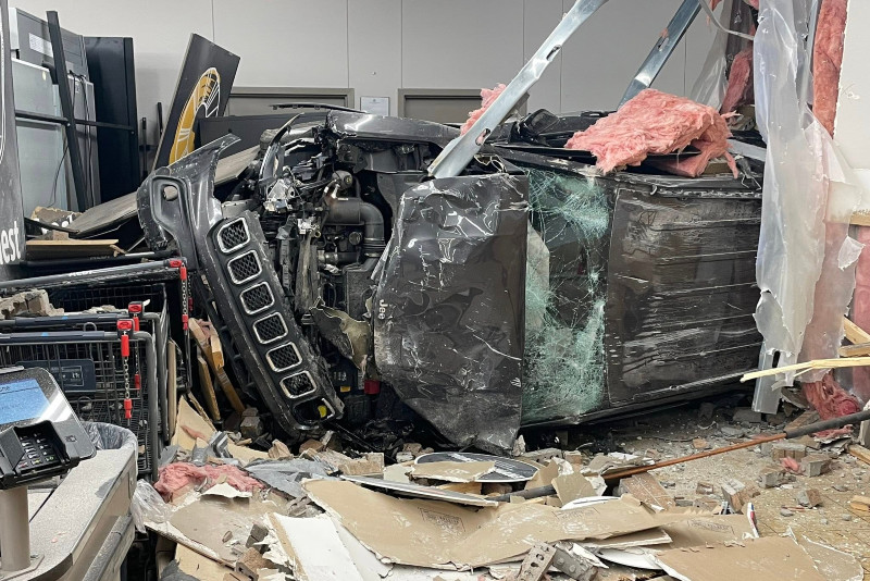 Rochester Man Arrested After Crashing Into Aldi’s Store in Steuben County