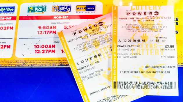 Powerball jackpot climbs to estimated $1.5 billion after no Wednesday winner