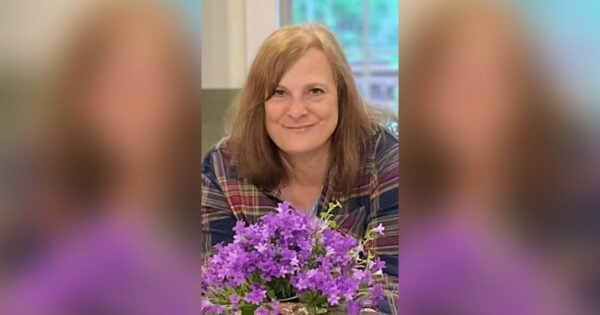 Tina M. (Moore) Mabbett