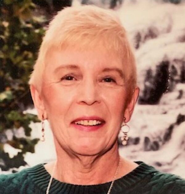 Alberta "Bertie" (Barnhart) Hunt Carmon